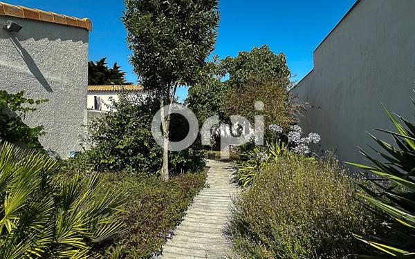 Maison à vendre    4 pièces •  Salles-sur-Mer