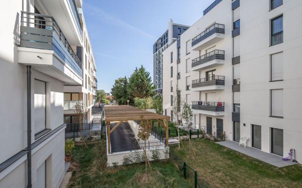 Appartement à louer    2 pièces •  Joinville-le-Pont