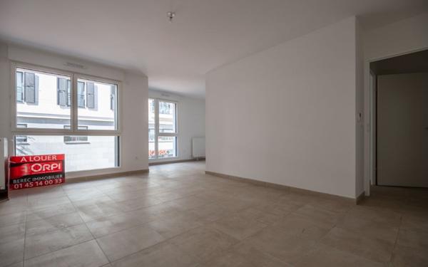 Appartement à louer    2 pièces •  Joinville-le-Pont