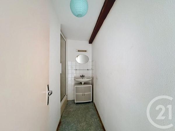 Immeuble à vendre  130 m 2   ST GIRONS  - 09