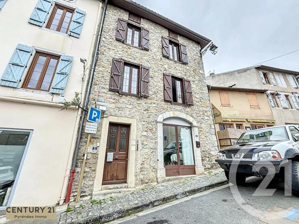Immeuble à vendre  130 m 2   ST GIRONS  - 09