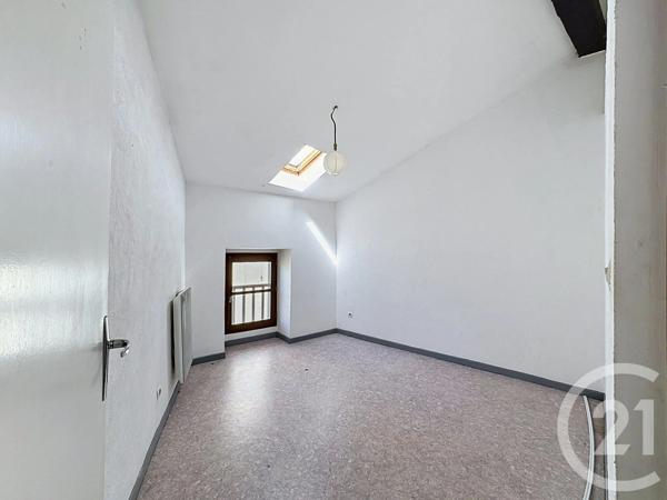 Immeuble à vendre  130 m 2   ST GIRONS  - 09