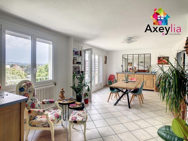 Roanne (42300) A VENDRE - ROANNE CENTRE VILLE - GRAND APPARTEMENT 4 CHAMBRES AVEC DEUX GARAGES