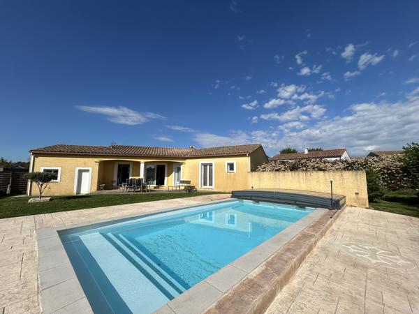 Exceptionnel ! Dans un lotissement calme, belle villa en excellent état de type 5 et de 119 m2, terrain 905 m Alzonne (11170)