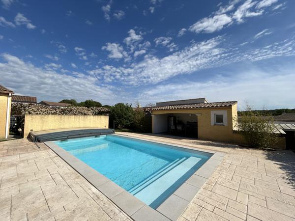 Exceptionnel ! Dans un lotissement calme, belle villa en excellent état de type 5 et de 119 m2, terrain 905 m Alzonne (11170)