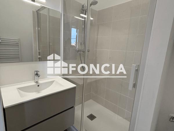 Location Studio 18.9 m² - 2 COURS CAMOU/AVENUE DE LA RESISTANCE Pau 64000