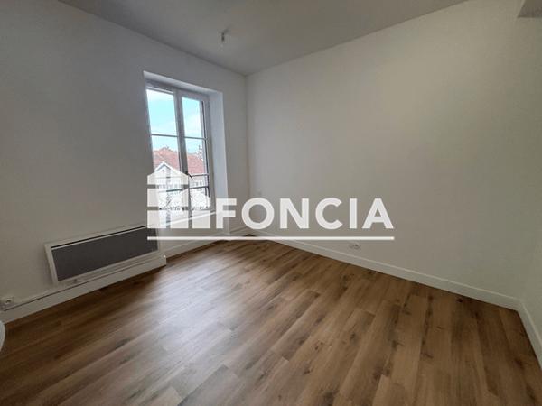 Location Studio 18.9 m² - 2 COURS CAMOU/AVENUE DE LA RESISTANCE Pau 64000