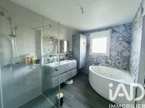 Maison à vendre 7 pièces 185 m² Neufchâteau