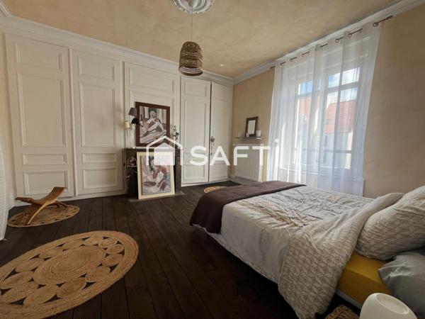 Splendide maison 5 chambres bureau jardin garage