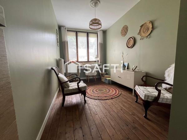 Splendide maison 5 chambres bureau jardin garage