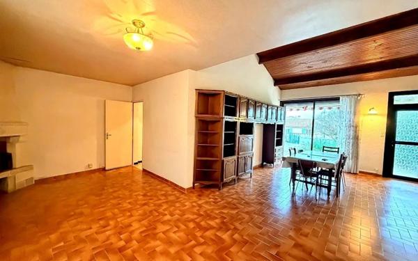 Maison à vendre    4 pièces •  Vauvert