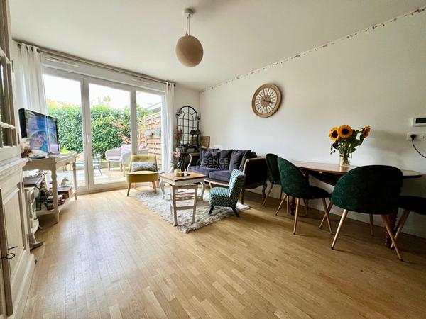 Appartement Houilles 3 pièce(s) 62.49 m2 €399 000 ** - Référence 7582