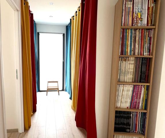 Maison bioclimatique et lumineuse avec piscine