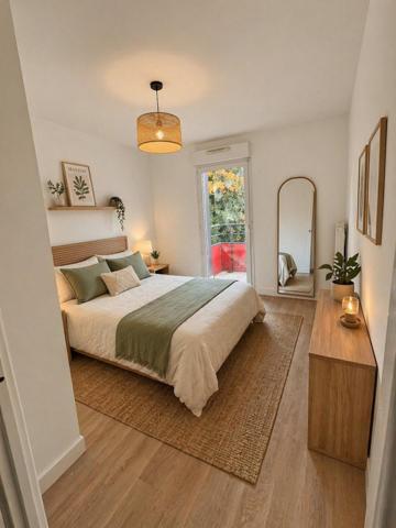 À VENDRE – T2 BIS LUMINEUX AVEC BALCONS –