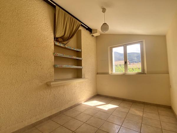 A VENDRE - CERET- APPARTEMENT de 98 m2