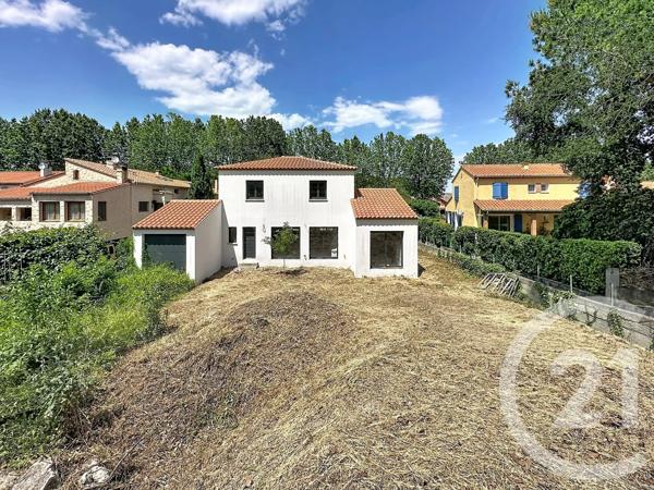 Maison à vendre  5 pièces - 141,86 m 2   CERET  - 66