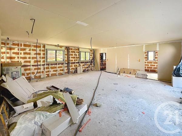 Maison à vendre  5 pièces - 141,86 m 2   CERET  - 66