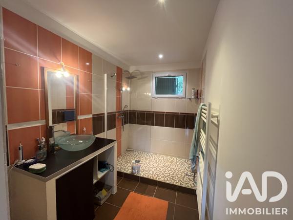 Maison à vendre 6 pièces 160 m² Saint-Cannat