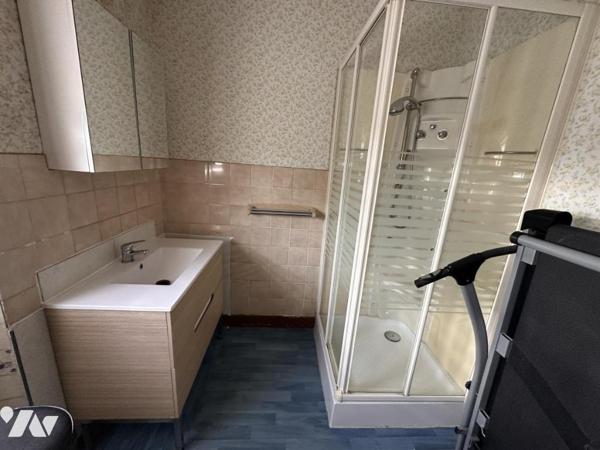 A VENDRE 56 VANNES EST Secteur Casernes, maison 1957, 4 chambres, jardin 472 m²