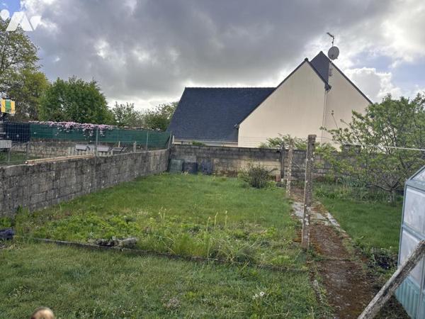 A VENDRE 56 VANNES EST Secteur Casernes, maison 1957, 4 chambres, jardin 472 m²