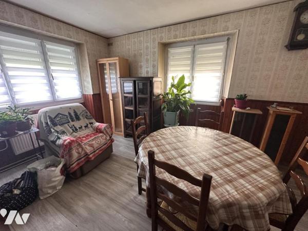A VENDRE 56 VANNES EST Secteur Casernes, maison 1957, 4 chambres, jardin 472 m²