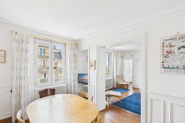Vente - Appartement 3 pièces 59 m 2 Paris (75015)