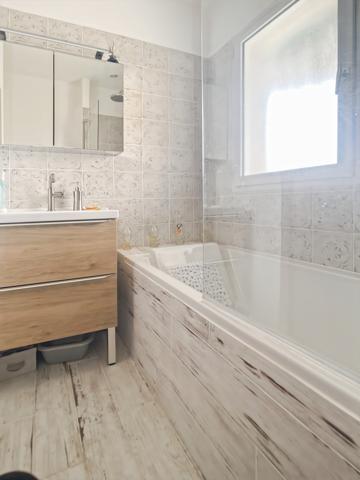 Pérols (34470) Maison 70 m2 rénovée avec terrasse et véranda à Pérols – Proche centre-ville et plages