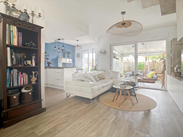 Pérols (34470) Maison 70 m2 rénovée avec terrasse et véranda à Pérols – Proche centre-ville et plages