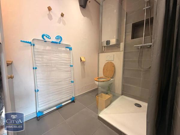 Appartement à louer 2 pièces 28.1m² Neuville-sur-Saône (69250)
