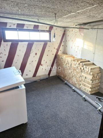 Maison 6pieces au calme (possible vie de plein pied) sur sept ares