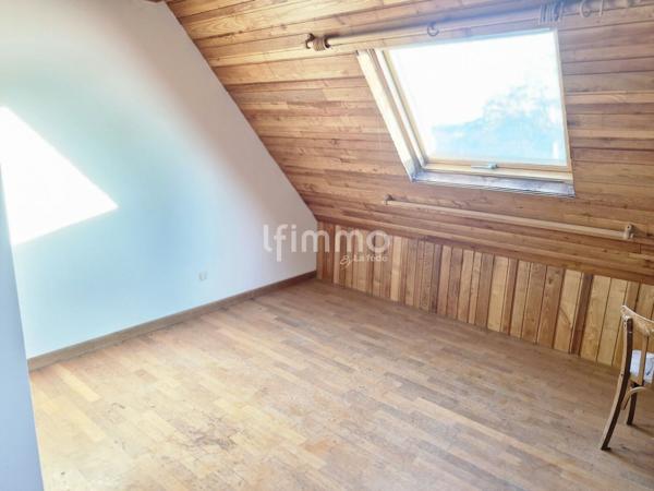 Maison 6pieces au calme (possible vie de plein pied) sur sept ares