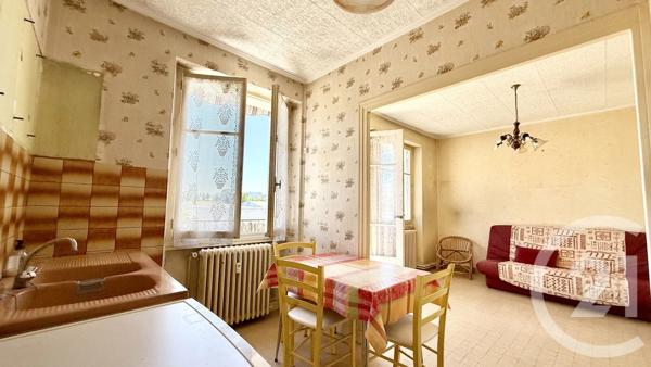 Appartement T3 à vendre  3 pièces - 59,16 m 2   BELLEY  - 01