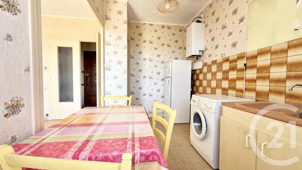 Appartement T3 à vendre  3 pièces - 59,16 m 2   BELLEY  - 01