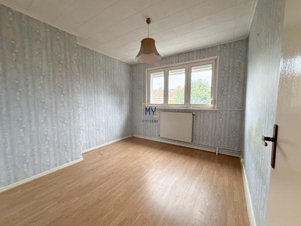 MAISON TYPE BÂTIR AU COEUR DE LA CESSOIE - A RÉNOVER