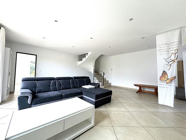 A LOUER - Maison Lucciana T6 de 156 m²