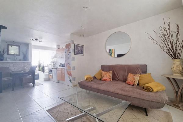 A vendre maison de village 3 pièces rénovée à Volonne