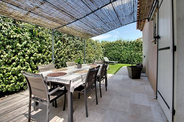 A VENDRE EN EXCLUSIVITE - Villa de 85m2 sur 411 m2 de terrain avec piscine et garage