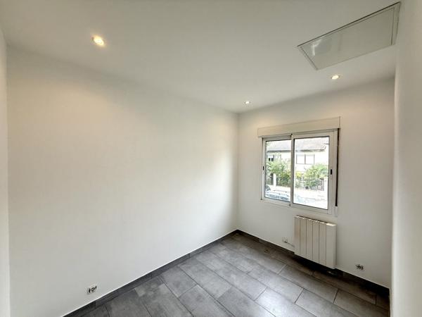 Sevran (93270) 2 Pièces refait à neuf proche Tramway, RER B