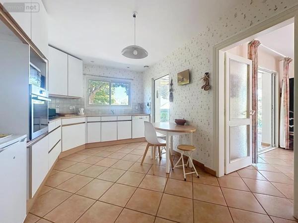 Achat - Maison Larmor-Plage 56260 8 pièces 230 m 2 894 m 2