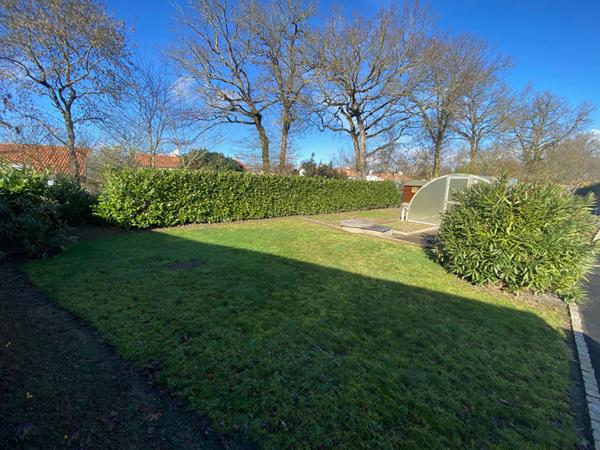 Terrain Montaigu Vendee 289 m2