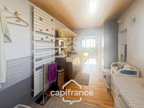 Maison à vendre 8 pièces HYERES (83)- Vue mer panoramique Exceptionnel - Double garage - Ascenseur