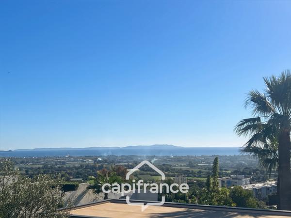 Maison à vendre 8 pièces HYERES (83)- Vue mer panoramique Exceptionnel - Double garage - Ascenseur