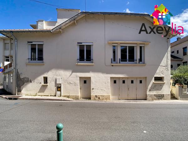 CENTRE RENAISON - MAISON DE VILLAGE AVEC TERRASSE