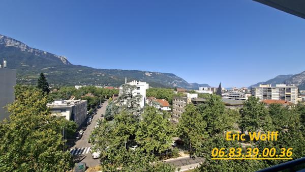 Appartement T4 / 3 CH- Avec balcon et vue dégagée.
