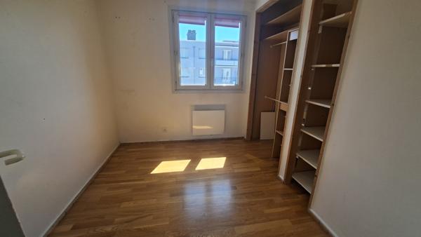 Appartement T4 / 3 CH- Avec balcon et vue dégagée.