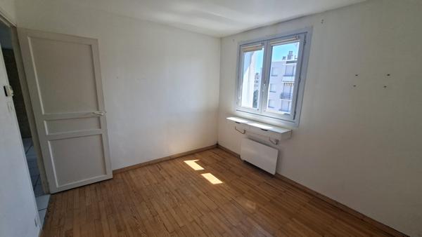 Appartement T4 / 3 CH- Avec balcon et vue dégagée.