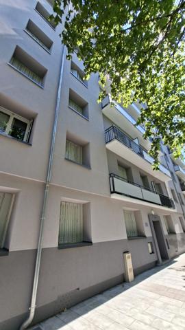 Appartement T4 / 3 CH- Avec balcon et vue dégagée.