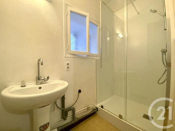 Appartement T4 à vendre  5 pièces - 69,63 m 2   LE PONT DE BEAUVOISIN  - 38