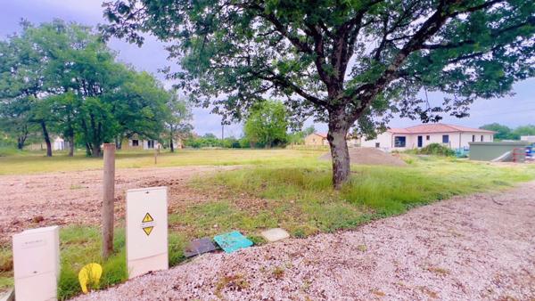 Terrain à vendre de 993,00 m² proche de FRONTON (31)