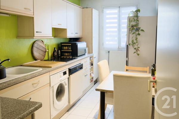 Appartement T3 à vendre  3 pièces - 66,72 m2 AUBAGNE - 13